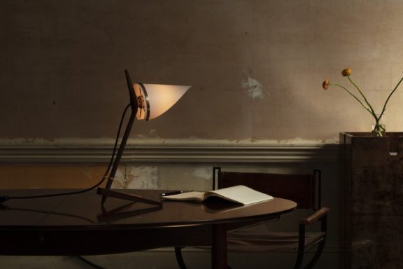 Joe Armitage设计的极简主义灯具Armitage Collection