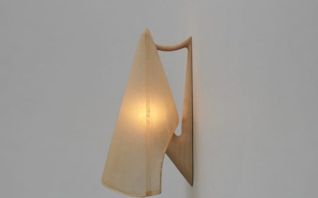 Thomas Yang Studio设计的极简灯具Tian Den Sconce