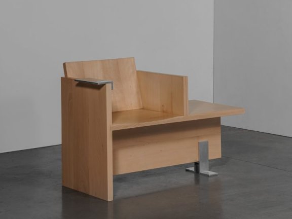 Heim+Viladrich设计的极简主义座椅Extended Seater