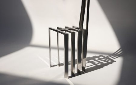 由Jiyun Lee 设计的极简主义椅子 Foln Chair