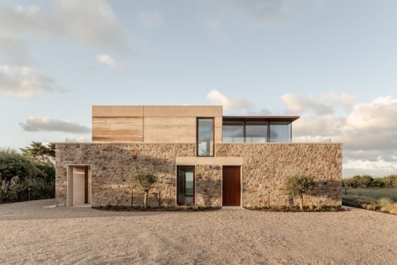 Fieldwork Architects 设计的极简主义住宅 Wishing Well