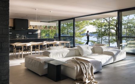 Akb Architects 设计的极简住宅Sagamore North Cottage