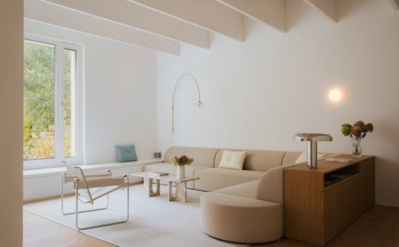 rundzwei Architekten BDA设计的极简住宅OneTwoHouse