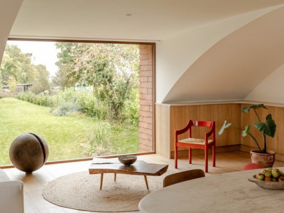 由Templeton Ford设计的极简主义住宅Clay Rise