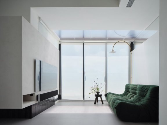 ST Design Studio 设计的极简主义公寓 Daisy