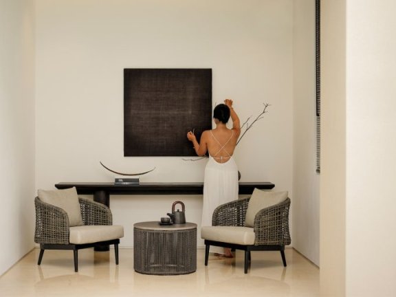 由 studiomate 设计的极简主义别墅 Villa Marvee