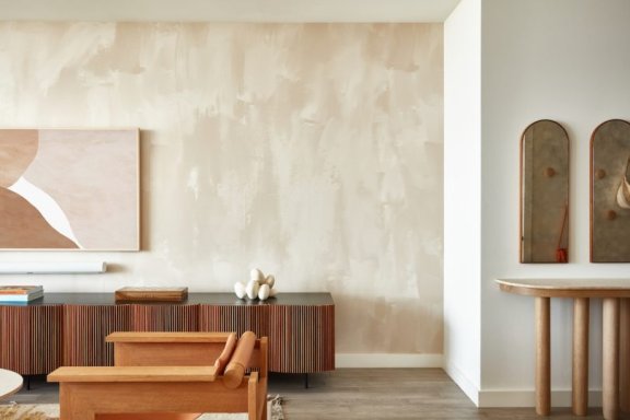 The Scale Collective 为比佛利山顶层公寓带来触感温暖