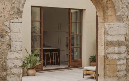 由 NØRA Studio 设计的极简主义住宅 Born 10