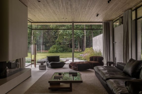 Welten Eliëns Architecten设计的极简主义别墅Concrete House