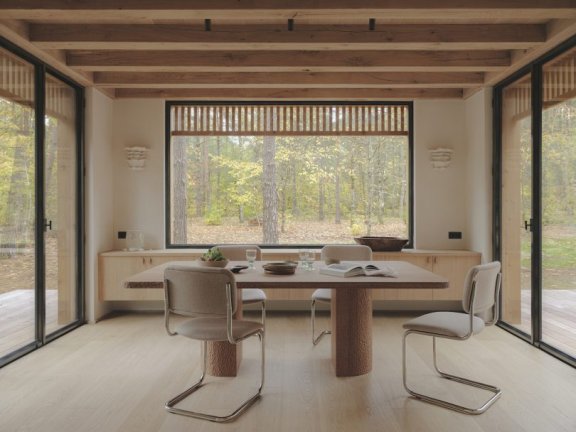 In Sinu Architects 设计的极简主义住宅 Maison de l’Orée