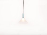 Andrew King Studio 设计的极简吊灯 Veil Pendant