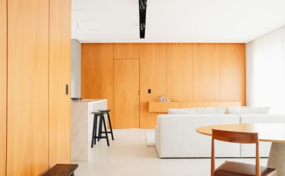 Yuri Borges Design Co. 设计的极简公寓 UK Apartment