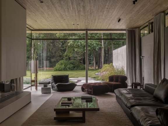 Welten Eliëns Architecten设计的极简主义别墅Concrete House