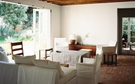 Breland-Harper设计的极简住宅Spanish Courtyard House