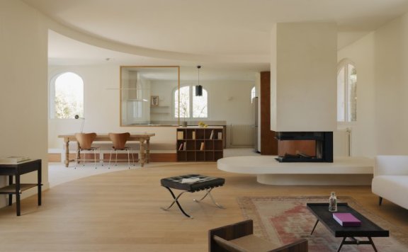 Tom Floquet Architecte设计的极简主义住宅Villa Rafales