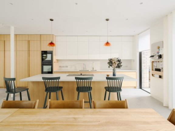 Formwork Architects 设计的极简主义住宅 Crouch End House