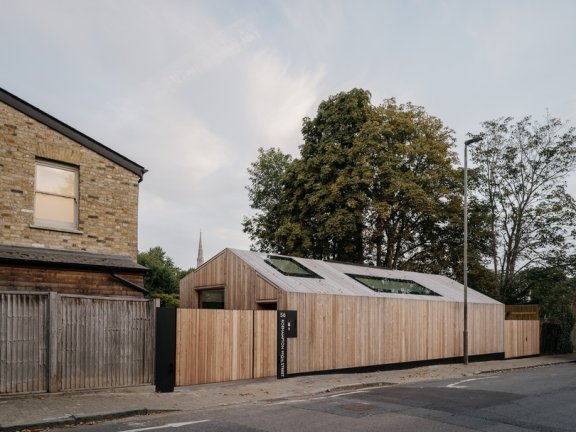 由 Stylus Architects 设计的极简主义住宅 Green Lodge