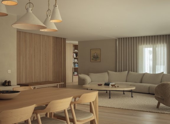 McLean Quinlan 设计的极简主义住宅 Lisbon Townhouse