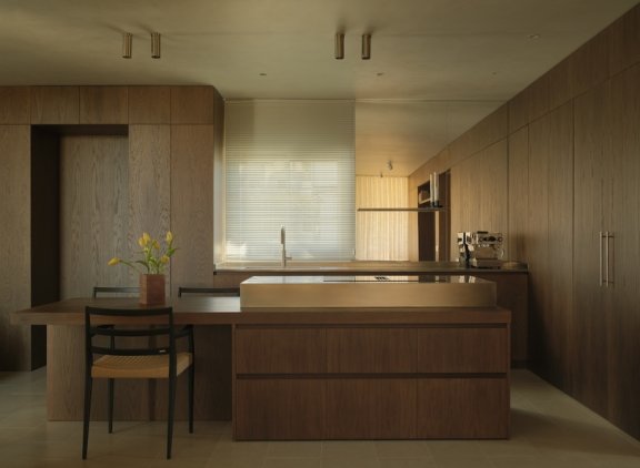 Febrero Studio 设计的极简主义公寓 Marbella Apartment