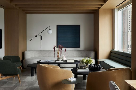 办公空间设计:Studio Ha/Wa 打造温暖高级的员工休闲区