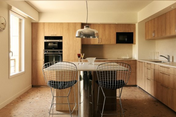 CHHO Studio 设计的极简主义公寓 Retro Apartment