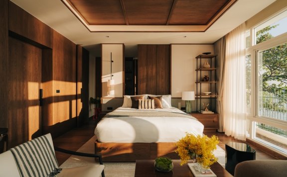 JUNF STUDIO 设计的极简主义公寓 Chao Phraya River