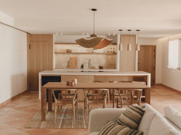 由 Auñón Cabrera 设计的极简主义住宅 Casa Montis