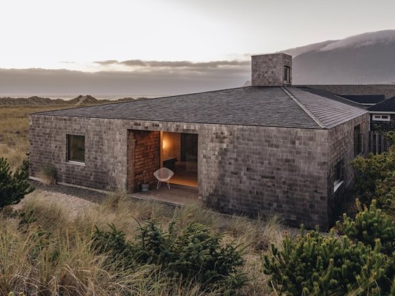 Waechter Architecture 设计的极简主义住宅 Dune House