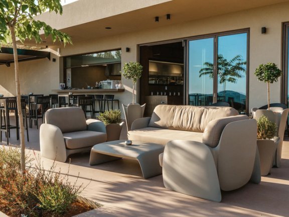 Vondom 在 Sivota Sun Side Serenity 打造户外生活体验