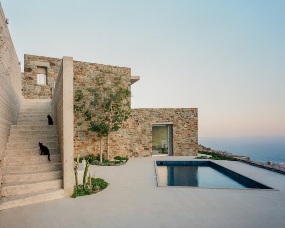 Kelly Spanou 重新设计的极简住宅 House in Tinos