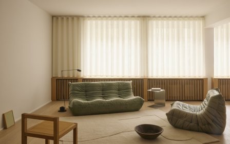 Nidus设计|Apartment 1956以橡木与不锈钢重塑经典公寓