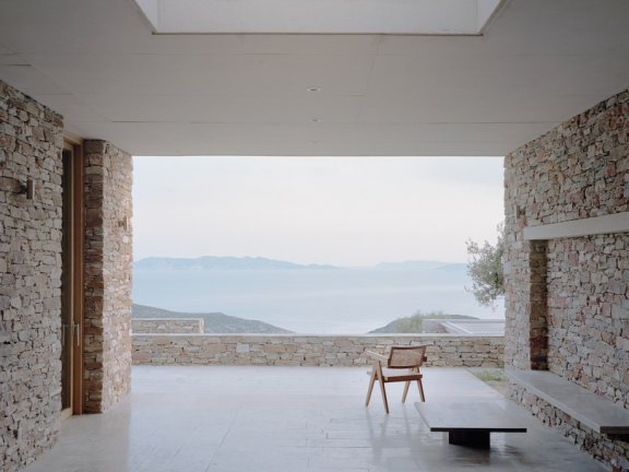 希腊 Sifnos Fysika 住宅|隐于梯田之下的极简建筑设计